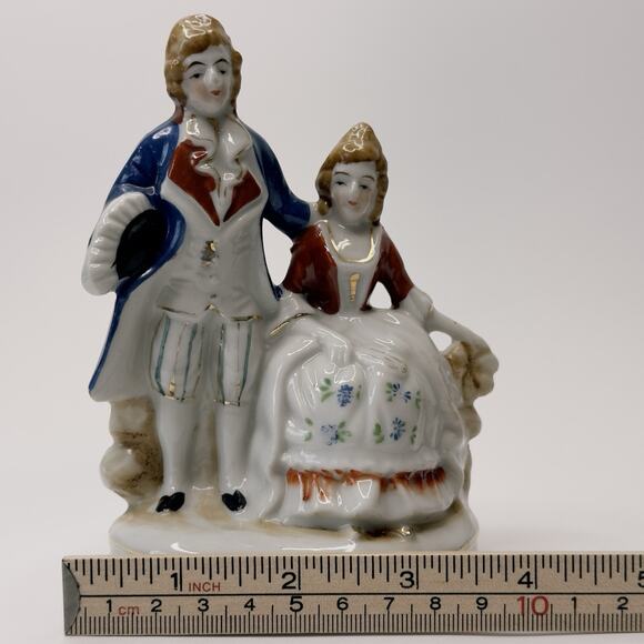 Occupied Japan Figurine 18th Century Man & Woman Hand Painted 1945-1952 VTG - Picture 8 of 10